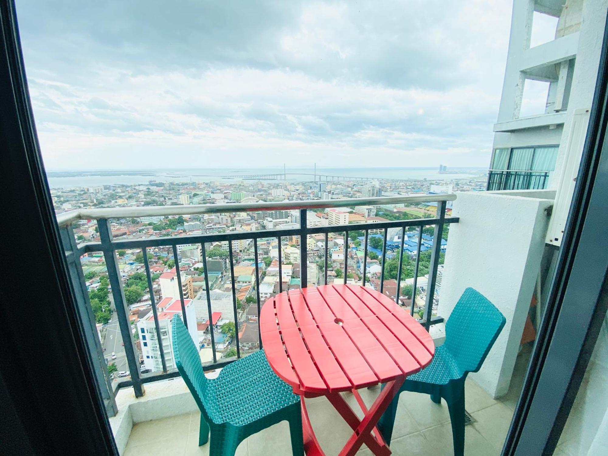 Ramos Tower By P&j Apartment *